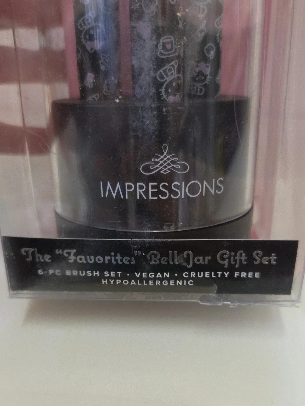 Impressions Hello Kitty Pink and Black Brush Set